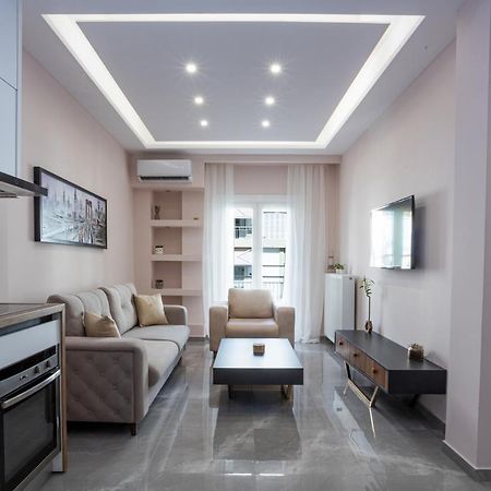 Luxury Downtown Apartment E1 เทสซาโลนิกิ ภายนอก รูปภาพ