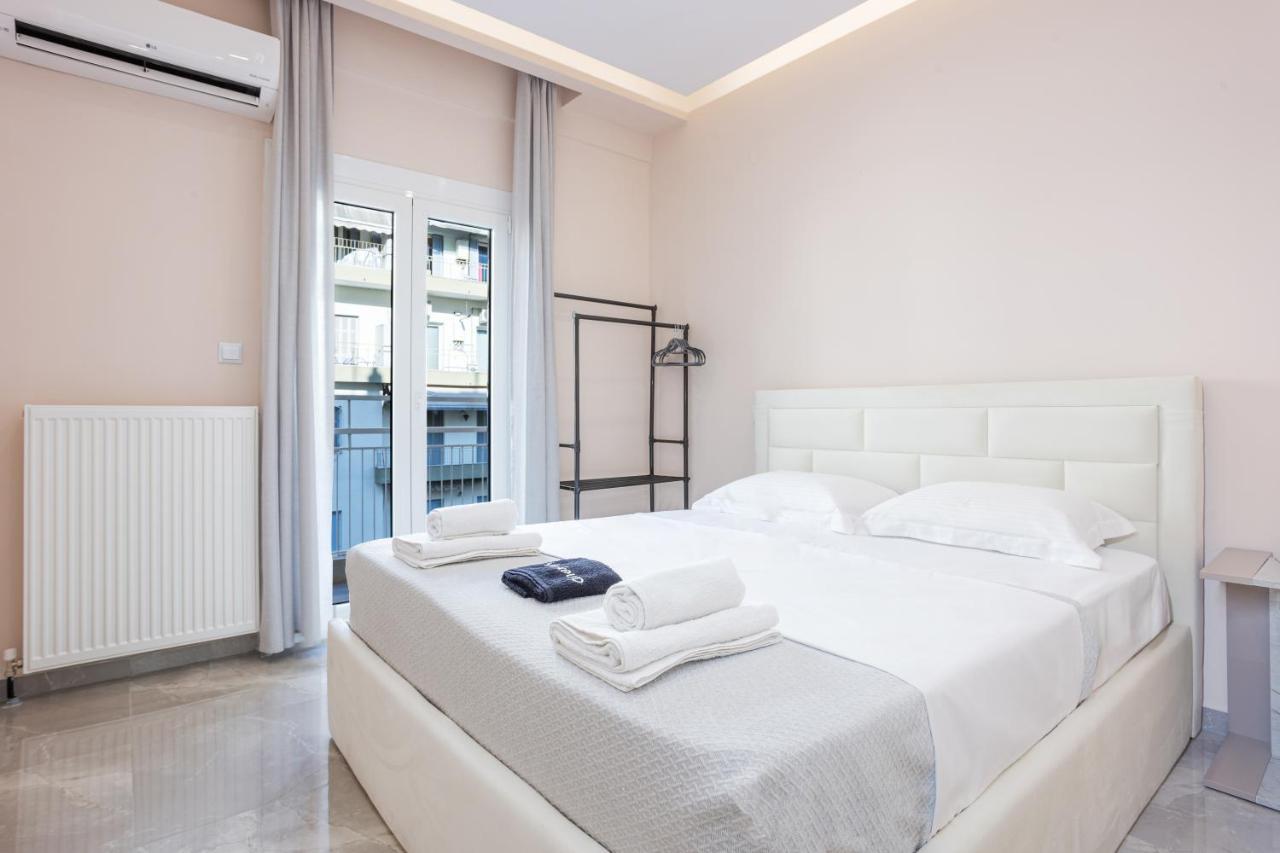 Luxury Downtown Apartment E1 เทสซาโลนิกิ ภายนอก รูปภาพ