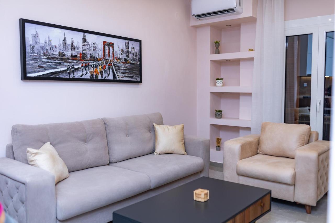 Luxury Downtown Apartment E1 เทสซาโลนิกิ ภายนอก รูปภาพ