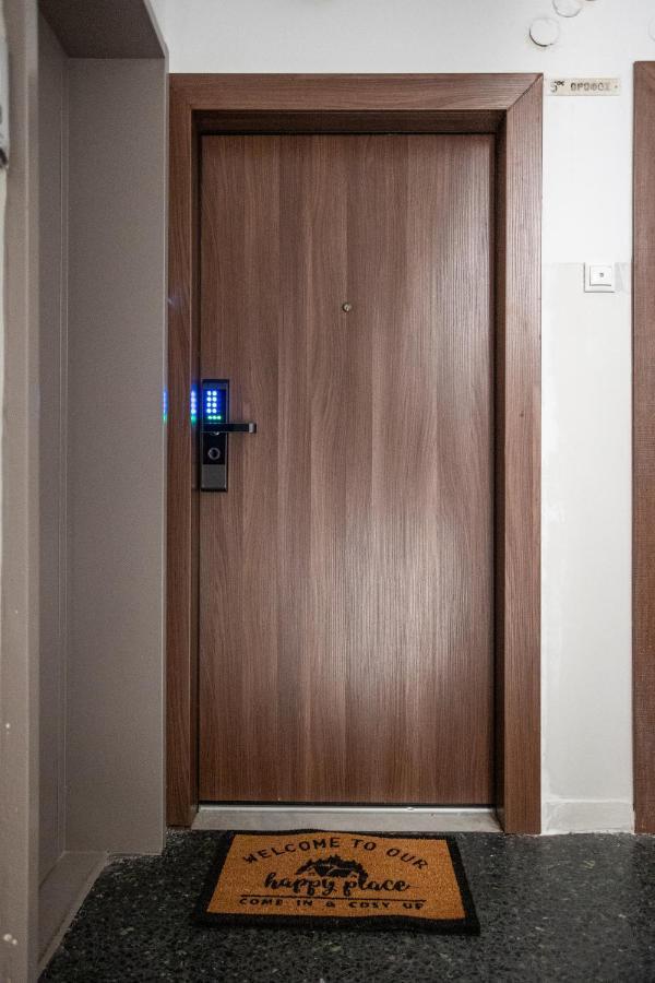 Luxury Downtown Apartment E1 เทสซาโลนิกิ ภายนอก รูปภาพ